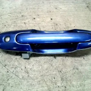 Rendeld meg most MAZDA MPV 99-05 Bal első külső kilincs 5 ajtós bontott alkatrész