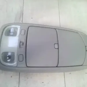 Alacsony ár MAZDA MPV 99-05 Utastér világítás első bontott alkatrész