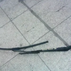 Vedd meg most MAZDA PREMACY 99.01-05.10 Ablaktörlő kar bal első bontott alkatrész