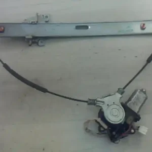 Vásárlói kedvenc MAZDA PREMACY 99.01-05.10 Bal első ablakemelő szerkezet elektromos bontott alkatrész