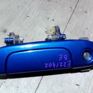 Vásárlói kedvenc MAZDA PREMACY 99.01-05.10 Bal első külső kilincs bontott alkatrész