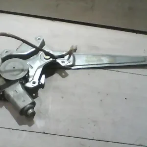 Árcsökkenés MAZDA PREMACY 99.01-05.10 Bal hátsó ablakemelő szerkezet elektromos bontott alkatrész