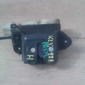 Utolsó esély MAZDA PREMACY 99.01-05.10 Csomagtér ajtó zárszerkezet bontott alkatrész