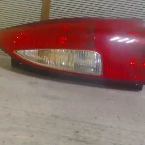 Árengedmény MAZDA PREMACY 99.01-05.10 Jobb hátsó lámpa 5 ajtós bontott alkatrész