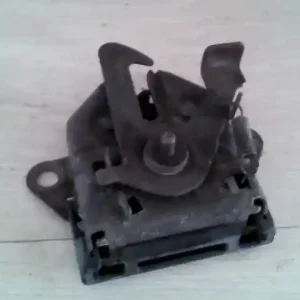 Akciós ár MAZDA PREMACY 99.01-05.10 Motorháztető zár bontott alkatrész