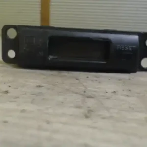 Vedd meg most MAZDA PREMACY 99.01-05.10 Multifunkciós központi kijelző bontott alkatrész