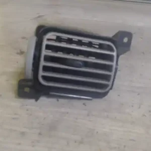 Akció MAZDA PREMACY 99.01-05.10 Szellőző jobb bontott alkatrész