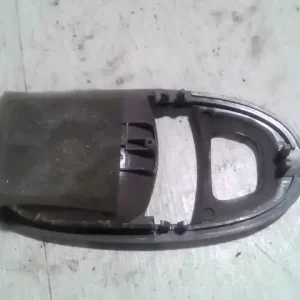 Vedd meg online MAZDA XEDOS 6 92- Jobb hátsó belső kilincs 4 ajtósbontott alkatrész