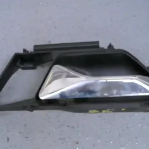 Bestseller MERCEDES 124 Bal hátsó belső kilincs bontott alkatrész