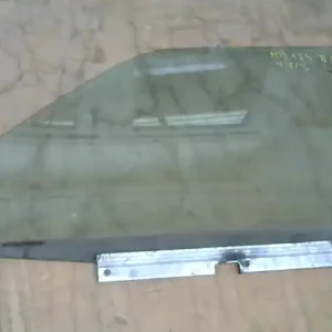 Olcsóbb MERCEDES 124 Bal első ajtóüveg bontott alkatrész