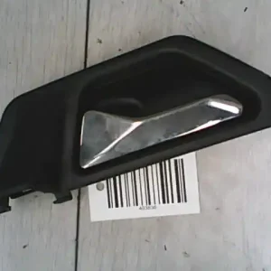 Vásárlói kedvenc MERCEDES 124 Bal első belső kilincs bontott alkatrész