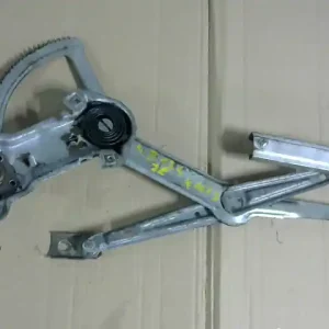 Kihagyhatatlan ajánlat MERCEDES 124 Jobb első ablakemelő szerkezet mechanikus bontott alkatrész