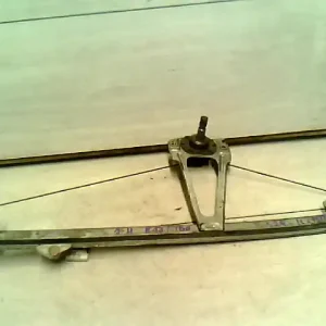 Gyors szállítás MERCEDES 124 Jobb hátsó ablakemelő szerkezet mechanikus bontott alkatrész