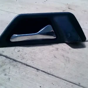 MERCEDES 124 Jobb hátsó belső kilincs bontott alkatrész Akció