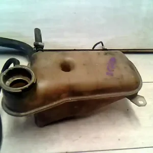 Biztonságos fizetés MERCEDES 124 Kiegyenlítő tartály bontott alkatrész