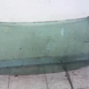 Ajánlat MERCEDES 190 Hátsó szélvédő zöld (4 ajtós) bontott alkatrész