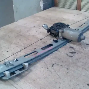 Akció MERCEDES A W168 1997.10.01-2001.04.30 Bal első ablakemelő szerkezet elektromos bontott alkatrész