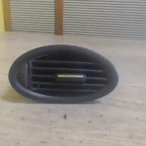 Szuper akció MERCEDES A W168 1997.10.01-2001.04.30 Szellőző bal bontott alkatrész