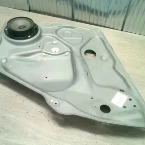 Utolsó esély MERCEDES A W169 2004.09.01-2008.05.31 Bal hátsó ablakemelő szerkezet elektromos motor nélkül bontott alkatrész