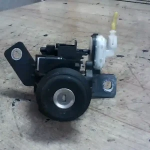 Szuper ajánlat MERCEDES A140 Csomagtérajtó kilincs 5 ajtós bontott alkatrész