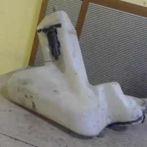 Alacsony ár MERCEDES A160 Ablakmosó tartály bontott alkatrész