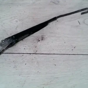 Vásárlói kedvenc MERCEDES A160 Ablaktörlő kar hátsó bontott alkatrész