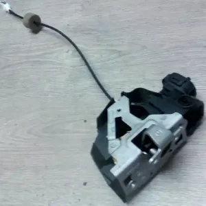 Csak ma MERCEDES A160 Bal első ajtó zárszerkezet központi záras bontott alkatrész