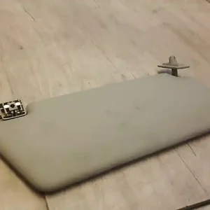 Bestseller MERCEDES A160 Bal napellenző bontott alkatrész