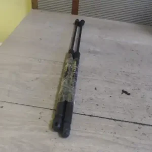 Biztonságos vásárlás MERCEDES A160 Csomagtérajtó kitámasztó teleszkóp pár 5 ajtós bontott alkatrész