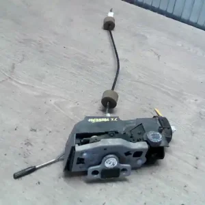 Olcsóbb MERCEDES A160 Jobb első ajtó zárszerkezet központizáras bontott alkatrész