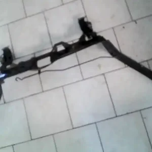 Expressz szállítás MERCEDES A170 Homlokfal zárhíd bontott alkatrész