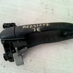 Különleges ajánlat MERCEDES A170 Jobb első külső kilincsbontott alkatrész