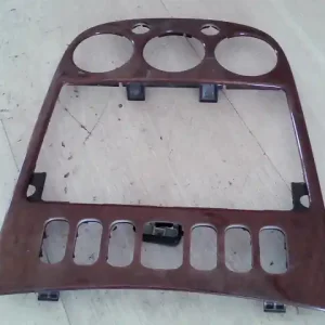 Kiárusítás MERCEDES A170 Középkonzol keret bontott alkatrész