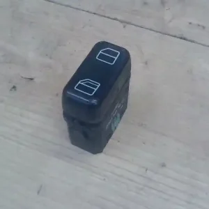 Kedvezmény MERCEDES ATEGO 817 L Ablakemelő kapcsoló pozíció független bontott alkatrész