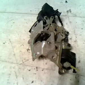 Árengedmény MERCEDES C (W202) 1993-2000 Bal első ajtó zárszerkezet központi záras 4 ajtós, sedan, vákuumos bontott alkatrész