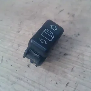 Ajánlat MERCEDES C (W202) 1993-2000 Jobb hátsó ablakemelő kapcsoló középkonzolban bontott alkatrész