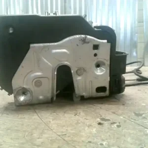 Szuper akció MERCEDES C (W203) 2000.06.01-2006.12.31 Bal első ajtó zárszerkezet központi záras kombi bontott alkatrész