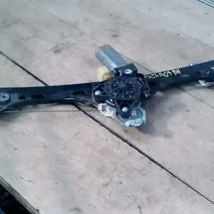 Csak ma MERCEDES C (W203) 2000.06.01-2006.12.31 Bal hátsó ablakemelő szerkezet elektromos 4 ajtós bontott alkatrész