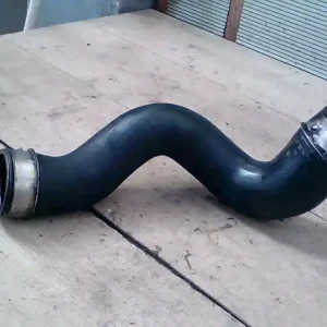 Biztonságos vásárlás MERCEDES C (W203) 2000.06.01-2006.12.31 Intercooler cső 2,7d bontott alkatrész