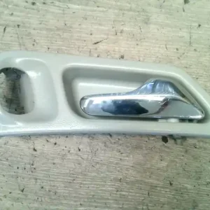 Népszerű MERCEDES C (W203) 2000.06.01-2006.12.31 Jobb első belső kilincs kombi bontott alkatrész