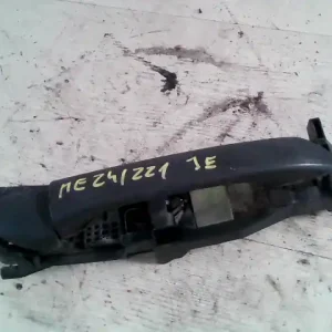 Expressz kézbesítés MERCEDES C (W203) 2000.06.01-2006.12.31 Jobb első külső kilincsbontott alkatrész