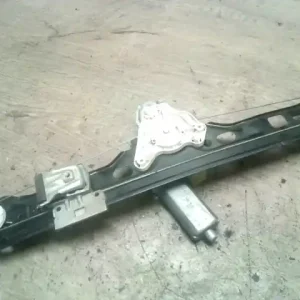 Biztonságos fizetés MERCEDES C (W203) 2000.06.01-2006.12.31 Jobb hátsó ablakemelő szerkezet elektromos kombi bontott alkatrész