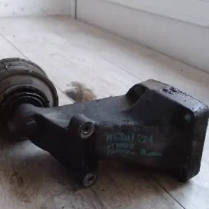 Vedd meg online MERCEDES C (W203) 2000.06.01-2006.12.31 Motortartó gumibak bal bontott alkatrész