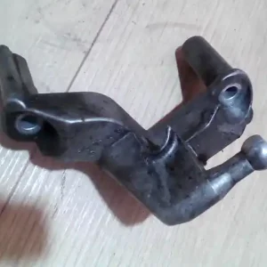 Exkluzív ajánlat MERCEDES C (W204) 07.01.01-16.12.31 Tartóbak vákuumpumpához bontott alkatrész