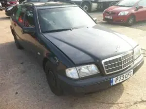 Biztonságos vásárlás MERCEDES C220D Jobb hátsó külső kilincs bontott alkatrész