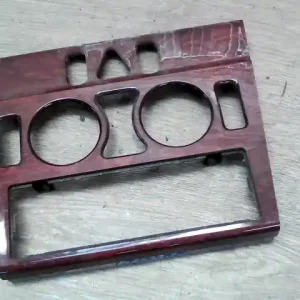 Outlet MERCEDES C220D 93-00 Középkonzol keret bontott alkatrész