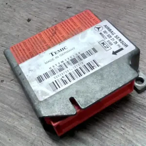 Expressz kézbesítés MERCEDES C220D 93-00 Légzsák vezérlőegység 2.2cdi bontott alkatrész