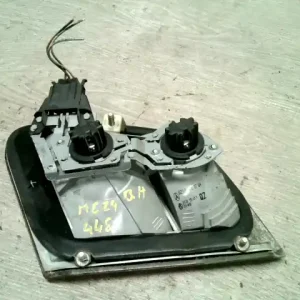 Kiárusítás MERCEDES E (W210) 99.07.01-02.04.30 Bal belső hátsó lámpa bontott alkatrész