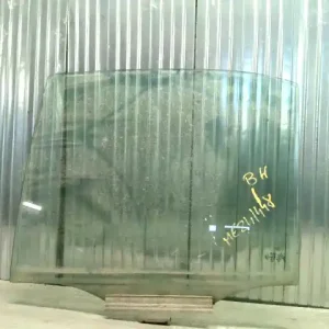 Akciós ár MERCEDES E (W210) 99.07.01-02.04.30 Bal hátsó ajtóüveg sedan bontott alkatrész