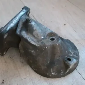 Vedd meg most MERCEDES E (W210) 99.07.01-02.04.30 Motortartó bak bontott alkatrész